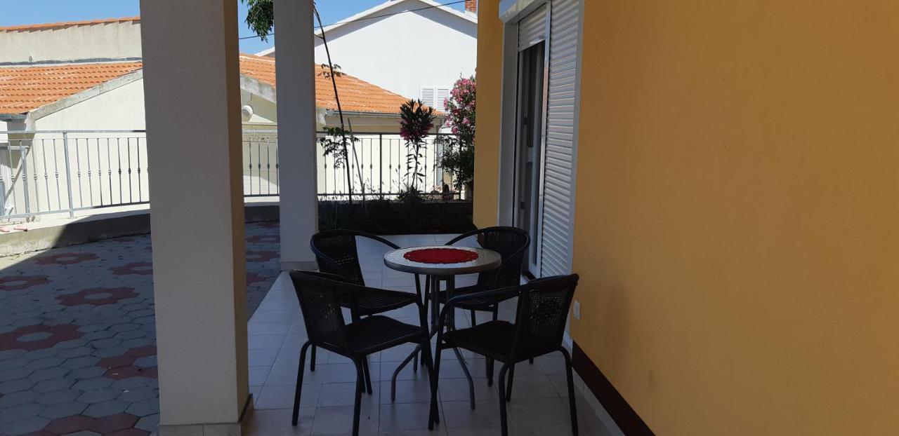 Apartman Kolan Extérieur photo